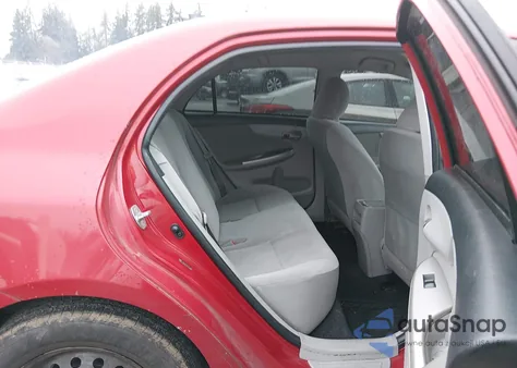 2011 Toyota Corolla Le z USA, uszkodzony, nr VIN JTDBU4EE3BJ097409